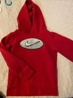 Nike Kids size 4  Red Pullover Hoodie with Silver Swoosh Oval